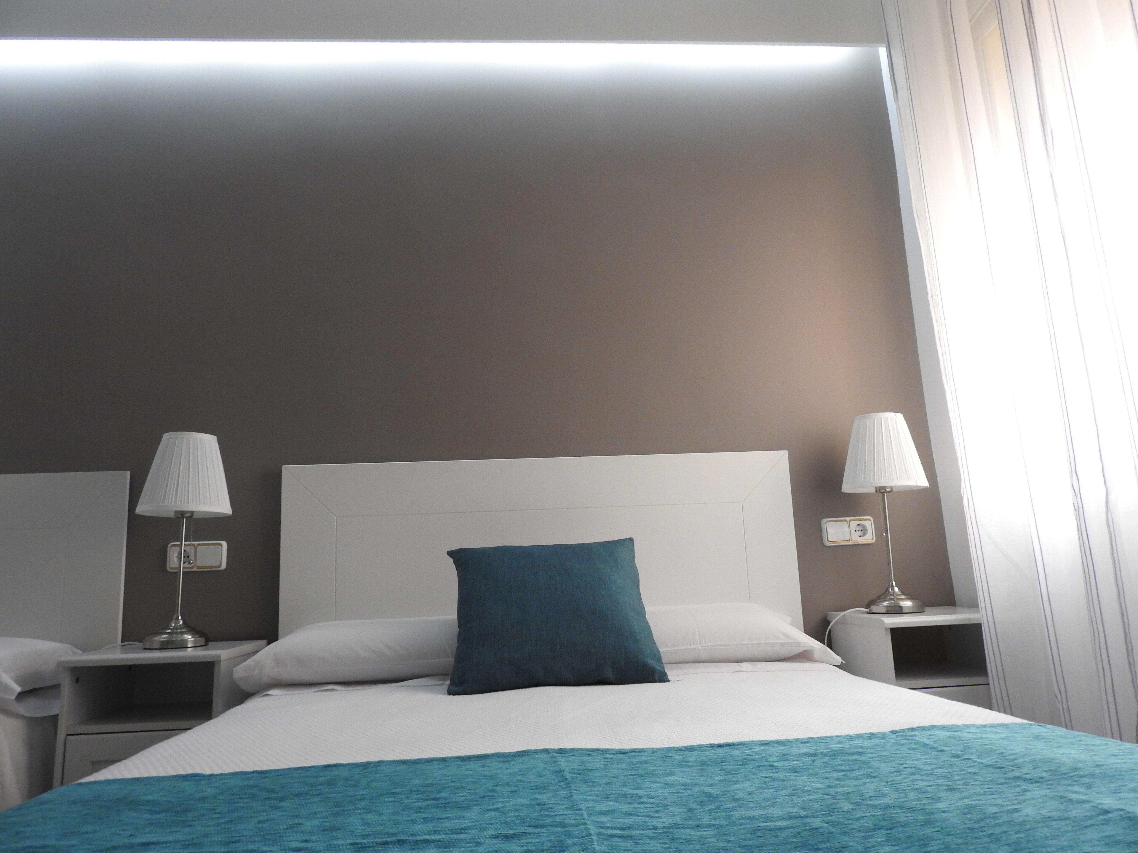 Hostal Bruna Paseo Del Prado — Photos 2